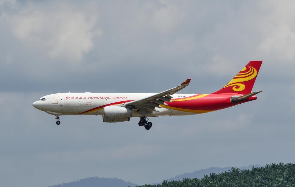 Hong Kong Airlines Celebrates Direct Service to Vientiane, Laos